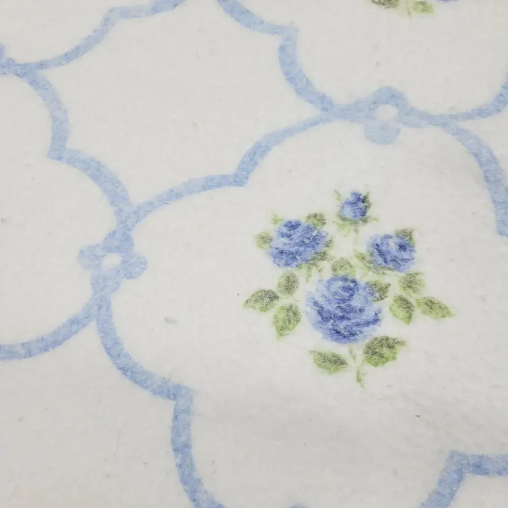 Vintage Twin Sized Floral Satin Trim Fleece Blanket Blue Rose Moroccan Printed